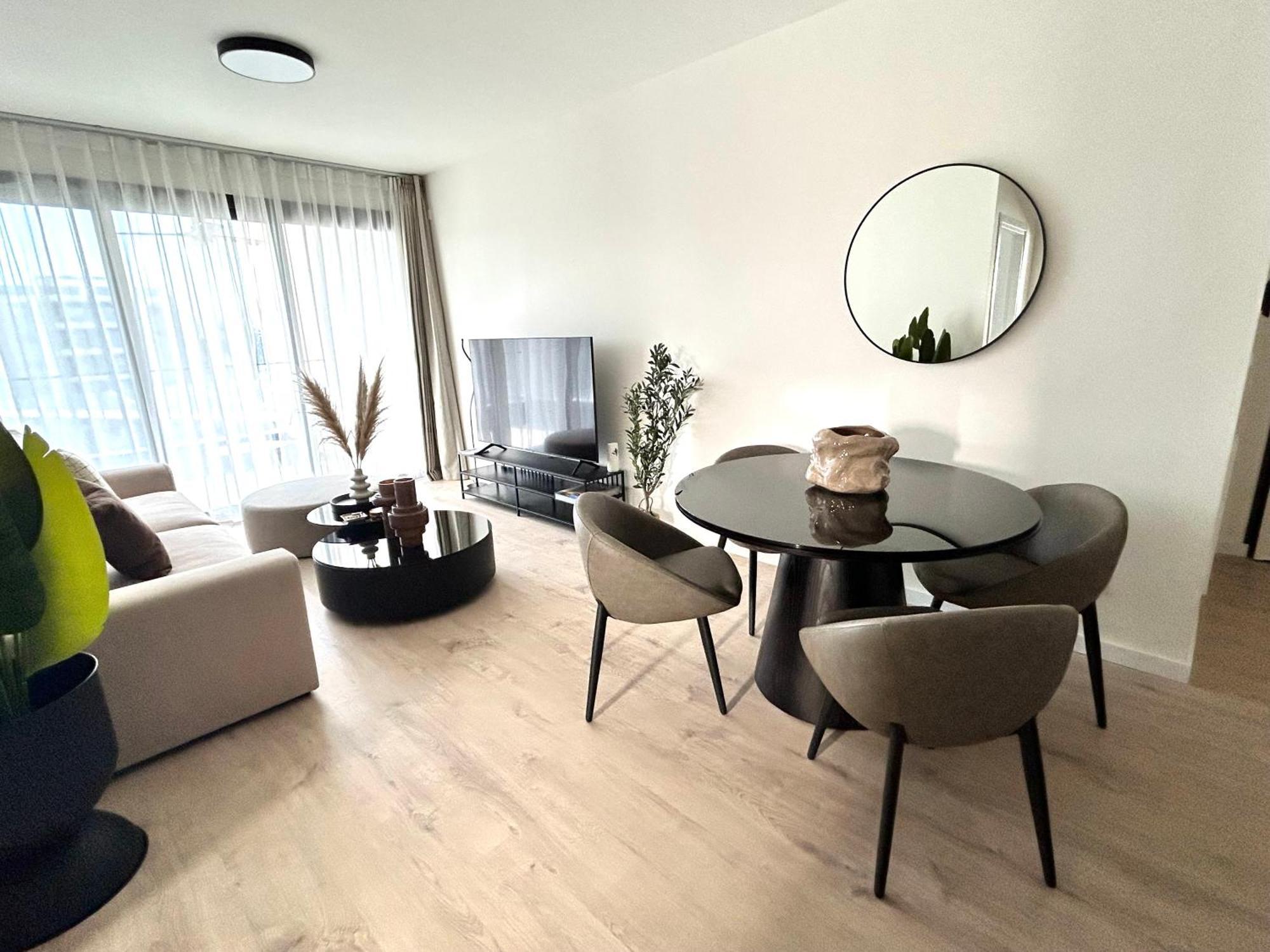 Sunset Gardens - Holiday Apartments - By Tlv Living Лимасол Экстерьер фото
