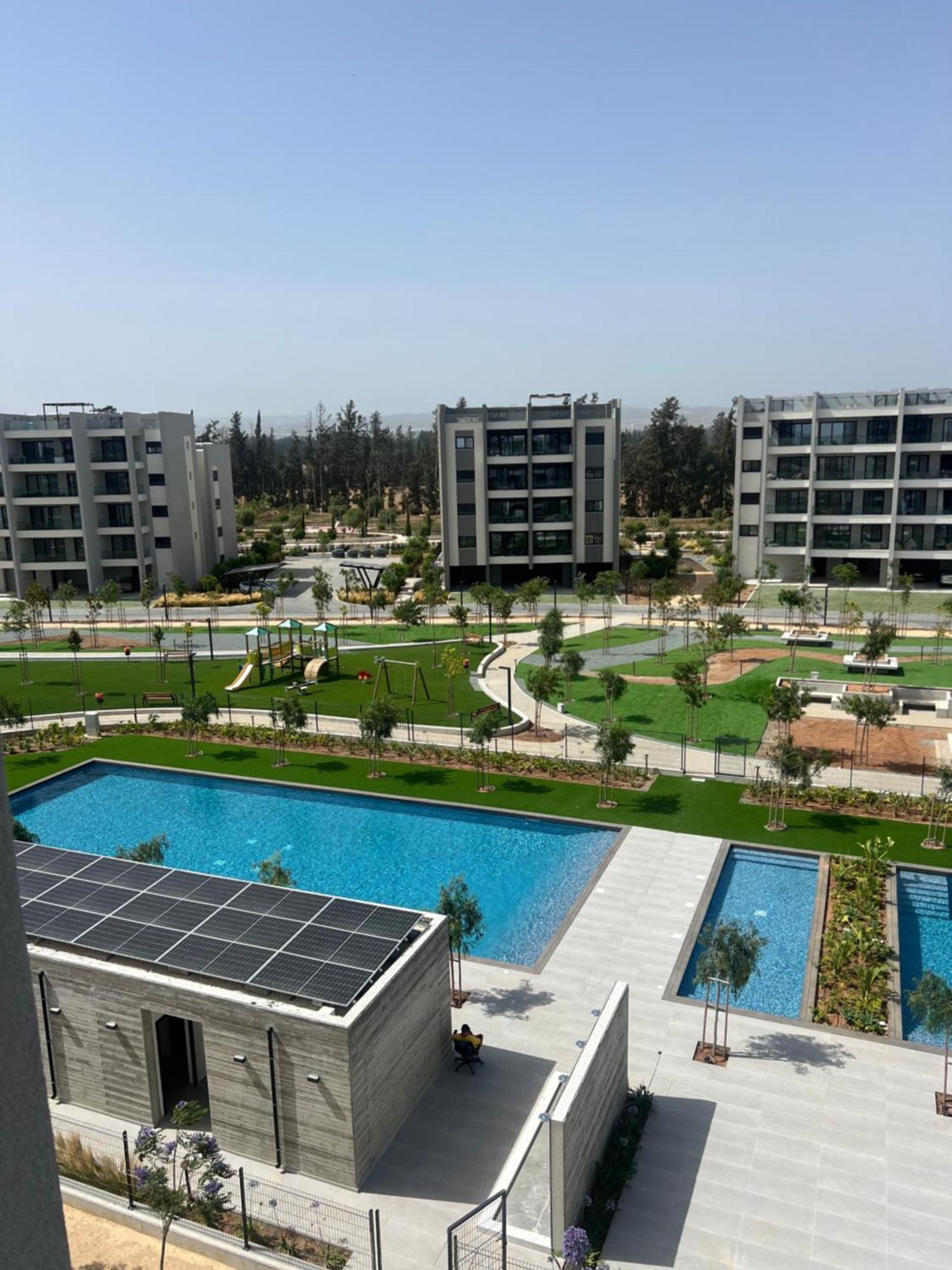 Sunset Gardens - Holiday Apartments - By Tlv Living Лимасол Экстерьер фото